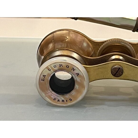 Vintage La Corona Paris Mother of Pearl Abalone and Brass Ornate Opera Glasses - Picture 6 of 9